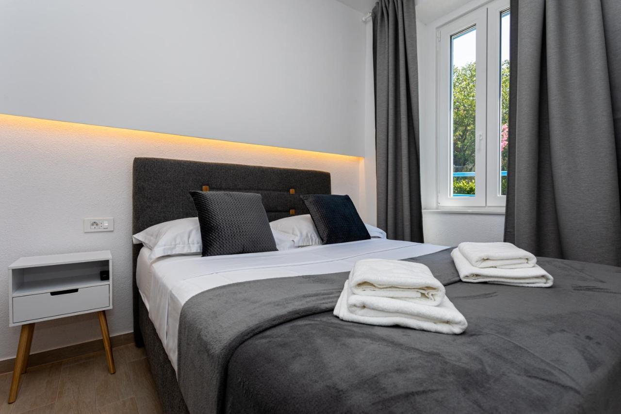 Apartments San Leopoldo Crikvenica Exterior photo