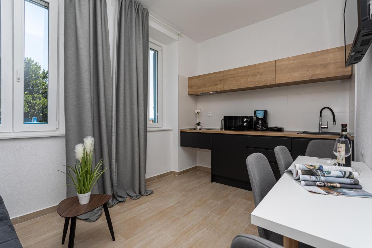 Apartments San Leopoldo Crikvenica Exterior photo